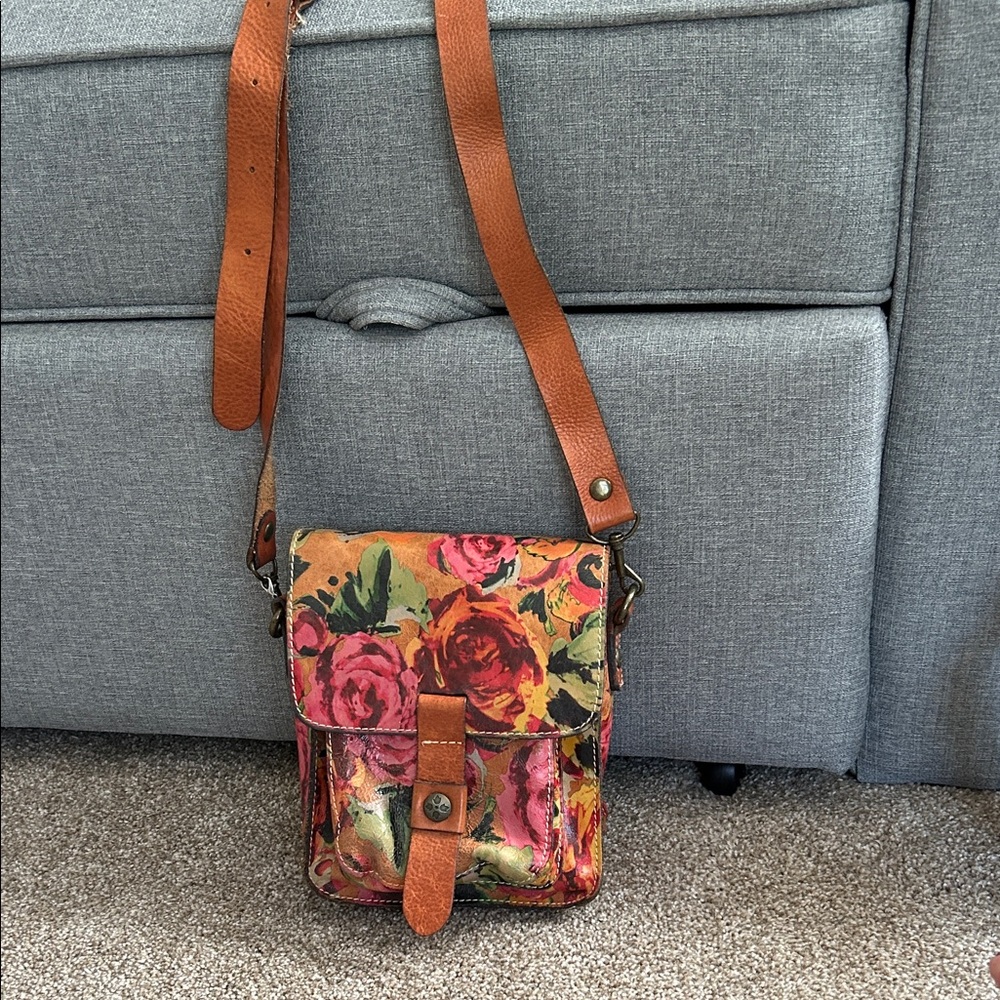 Patricia Nash Multicolor Floral Crossbody Bag